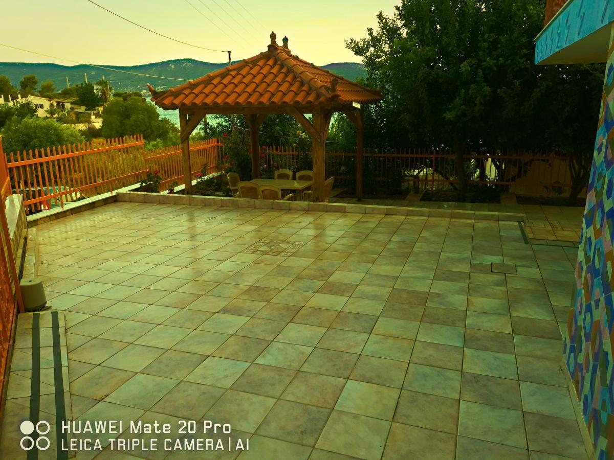 Апартаменти Ξένιος Ζευς Ηλιακτής. Χώρος Χαλάρωσης & Ξεκούρασης Agios Georgios  Екстер'єр фото